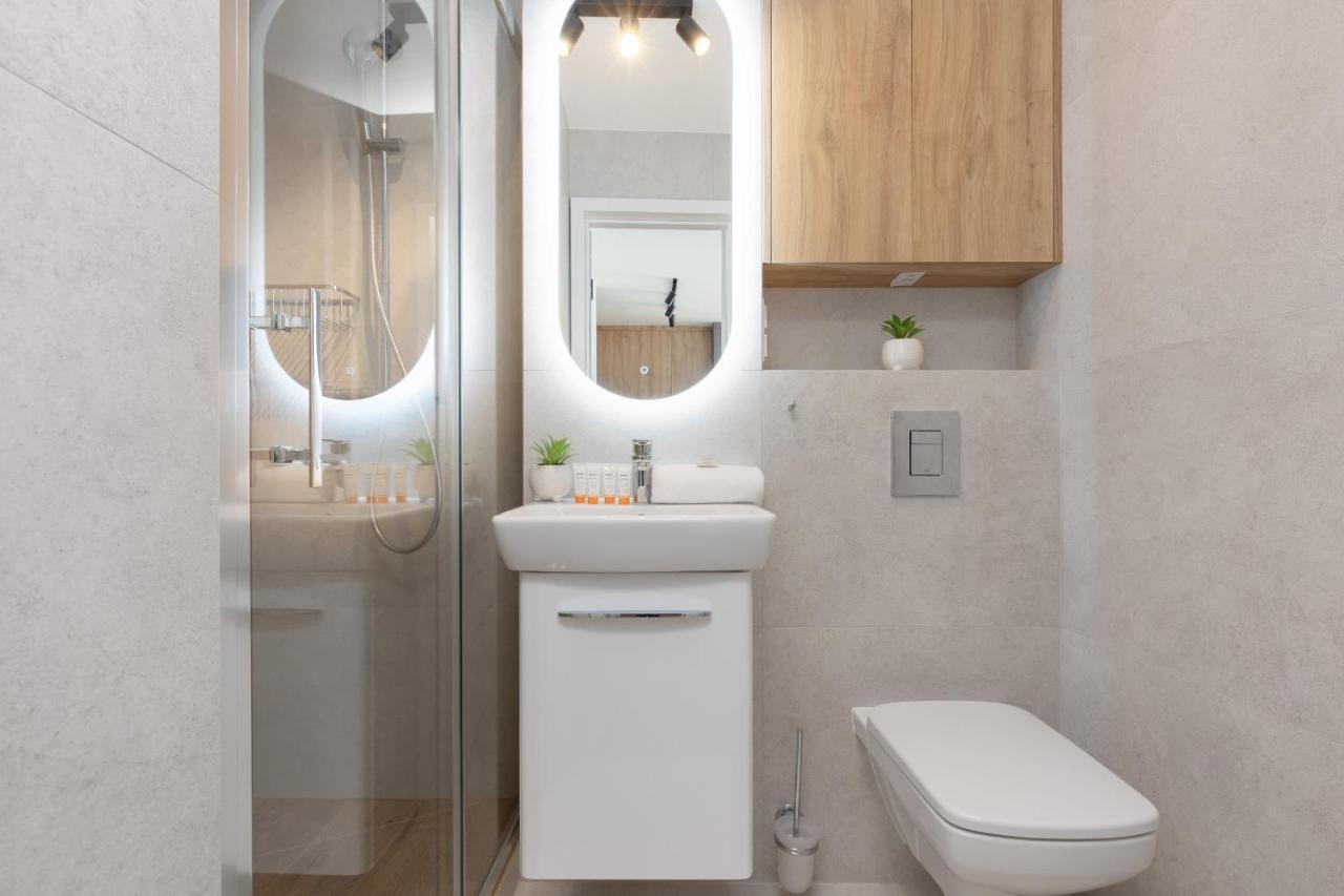 Warsaw City Life Apartment Bagno By Noclegi Renters Esterno foto